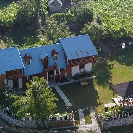Guest house Zariklis