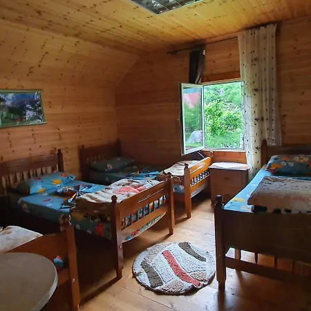 Zariklis Guest house *